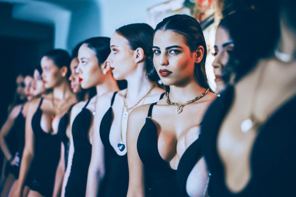 Les Évolutions Incontournables de la Mode Masculine pour 2022